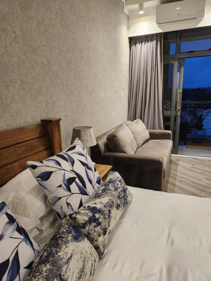 Apartment Menlyn Maine Residences 721