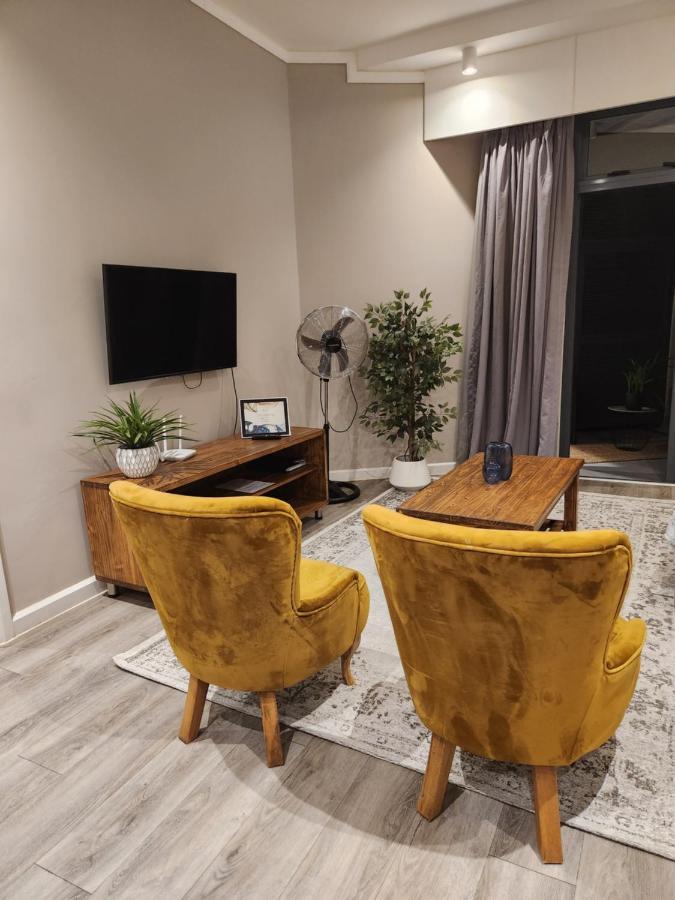 Menlyn Maine Residences 721 Apartment